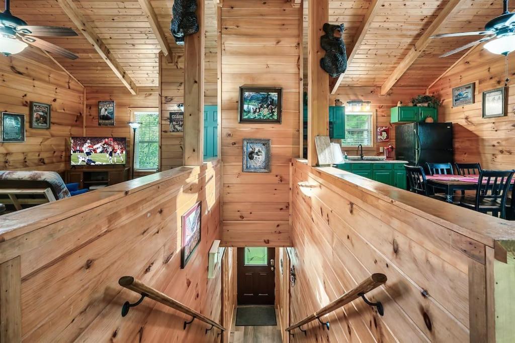 A Top Notch Lodge~Gatlinburg Bagian luar foto