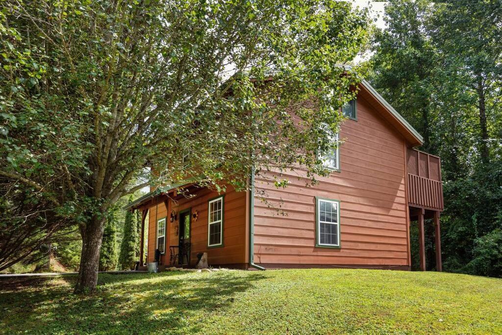 A Top Notch Lodge~Gatlinburg Bagian luar foto