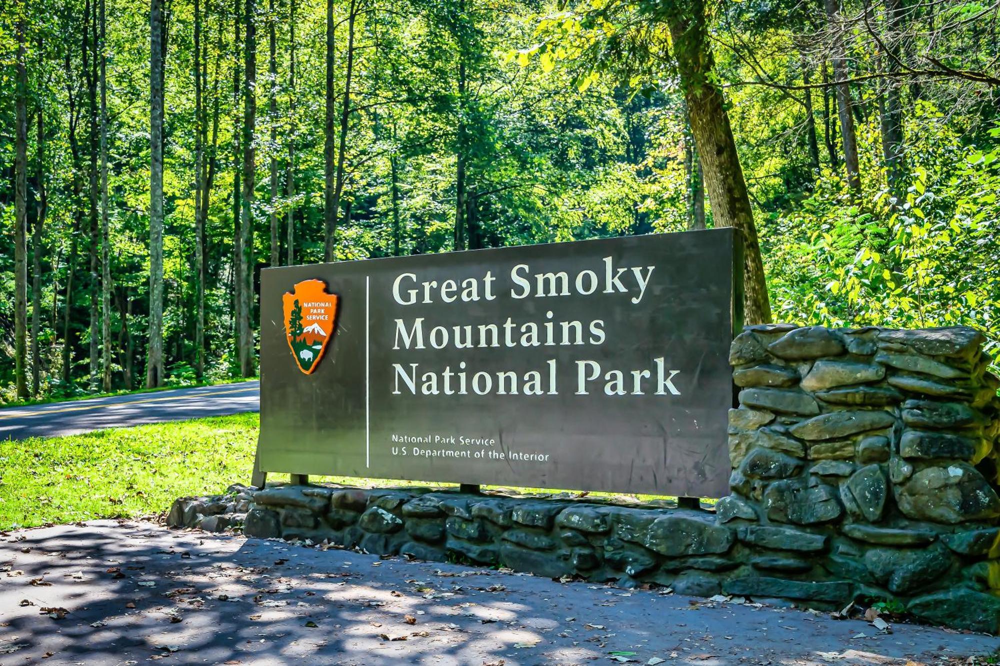 A Top Notch Lodge~Gatlinburg Bagian luar foto