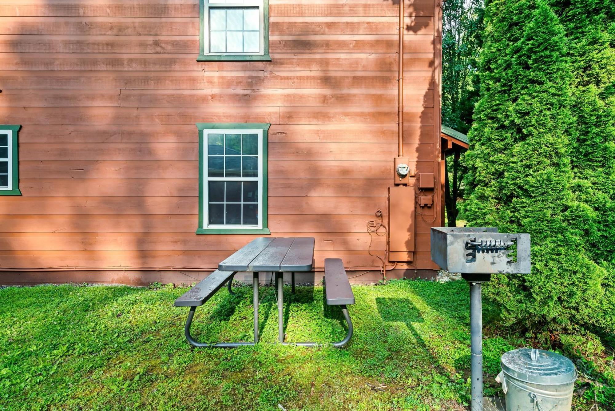 A Top Notch Lodge~Gatlinburg Bagian luar foto